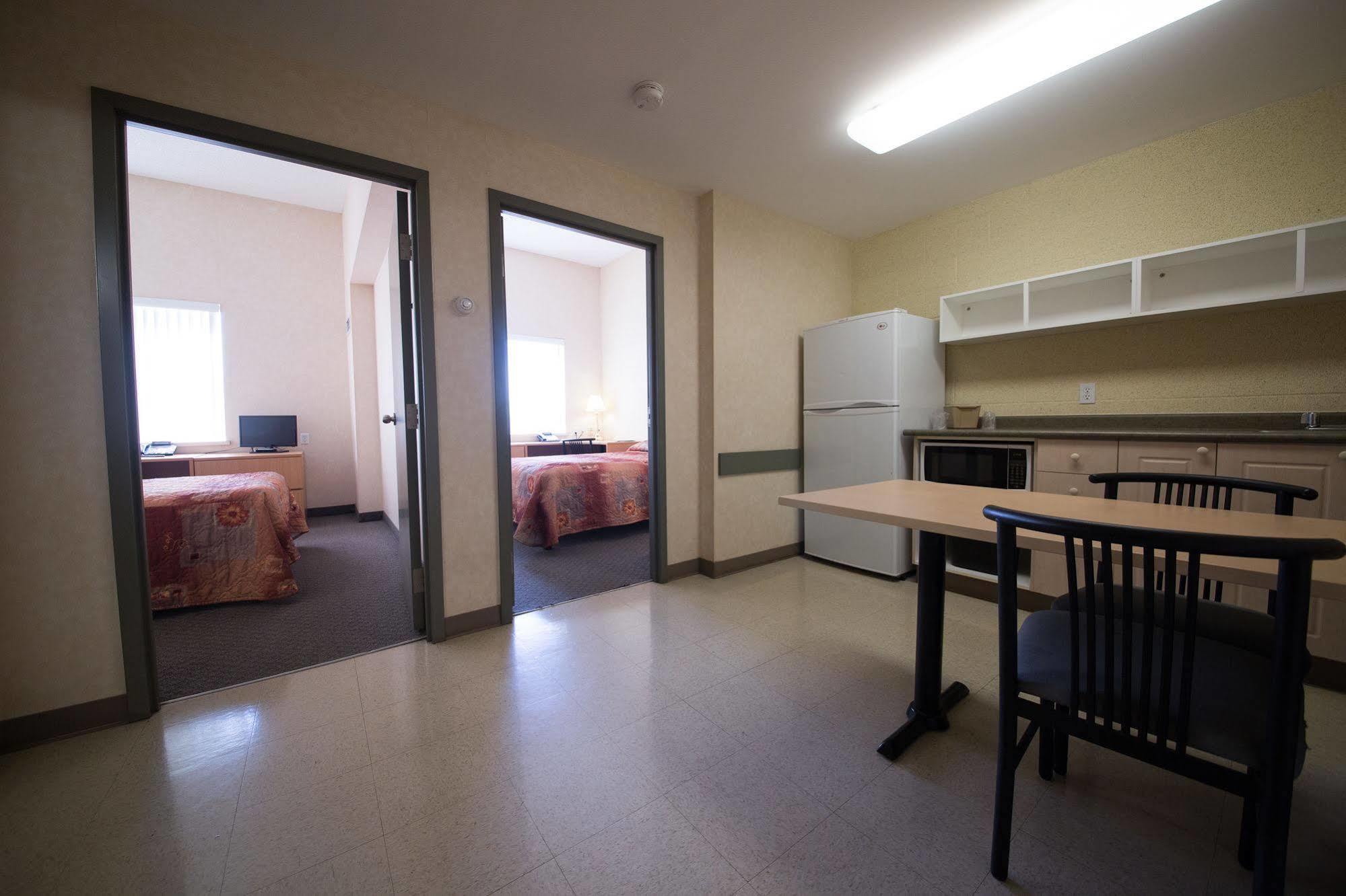 Residence & Conference Centre - Γουίντσορ Εξωτερικό φωτογραφία